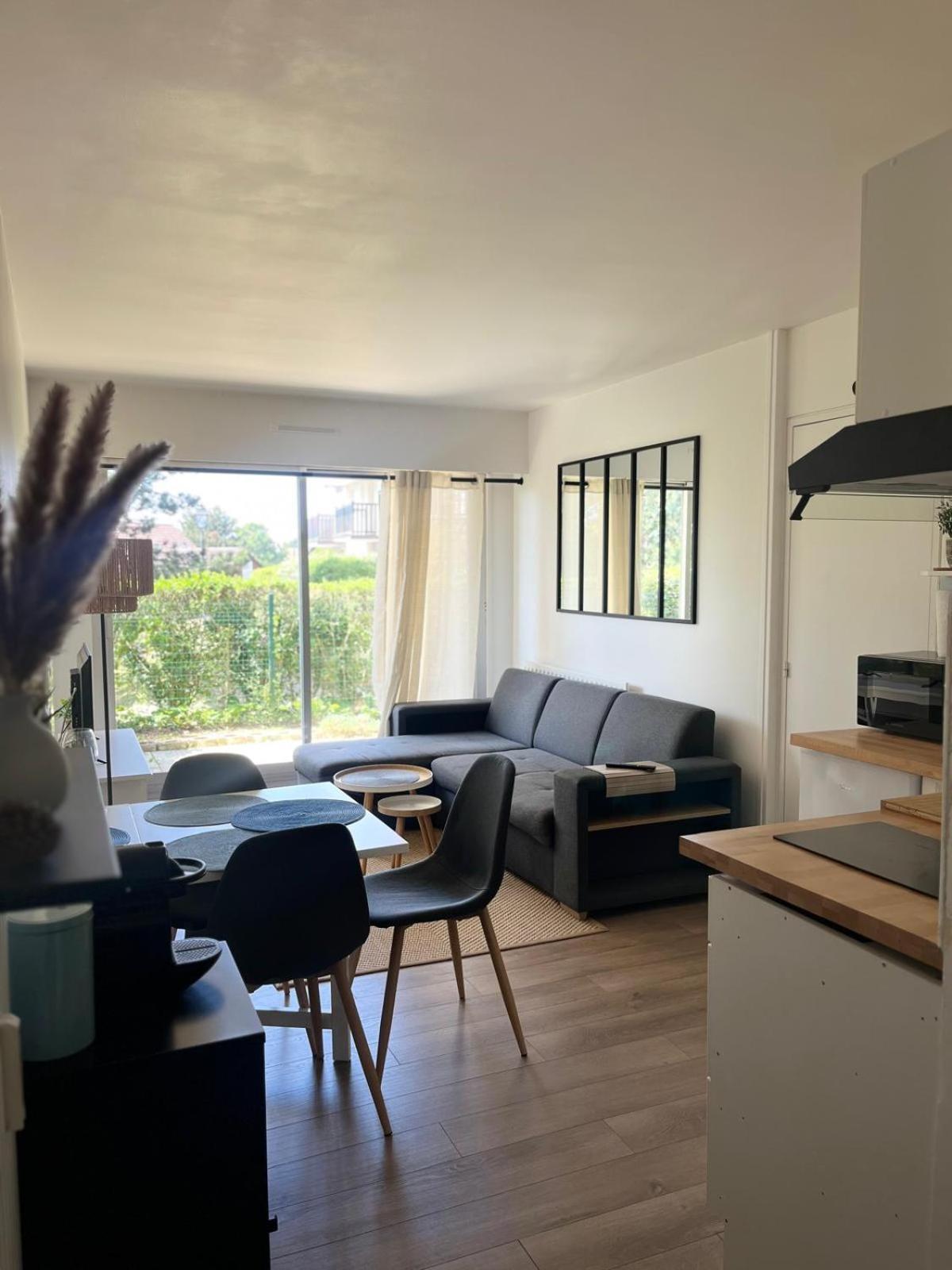 דירות קאבורג 37M With Terrace And Garden Near The Sea מראה חיצוני תמונה