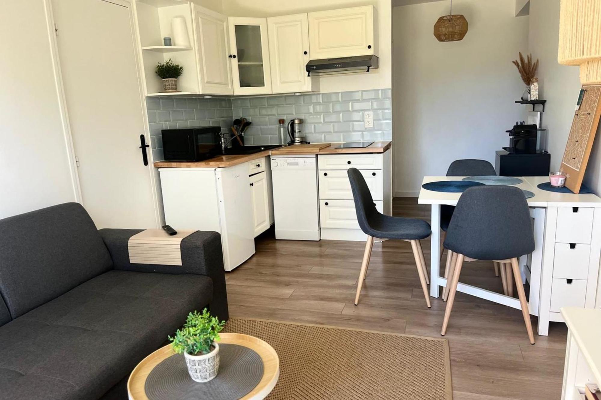 דירות קאבורג 37M With Terrace And Garden Near The Sea מראה חיצוני תמונה